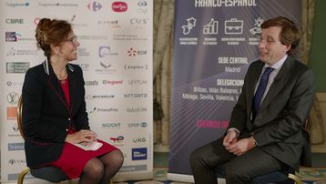 Entrevista José Luis Martínez Almeida y Sara Bieger